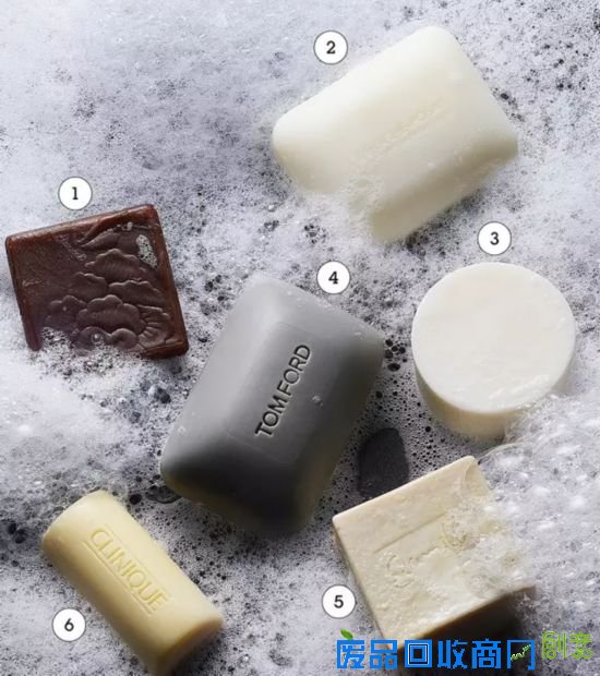 先生们,给你拣了几款香皂