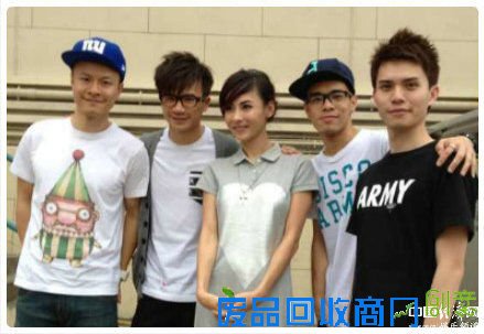 张柏芝力挺新绯闻男友梁钊峰 提到陈冠希仍恨恨不已（组图）