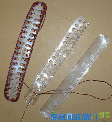 废旧饮料瓶DIY，手工拼料制作的带盖方便收纳箱