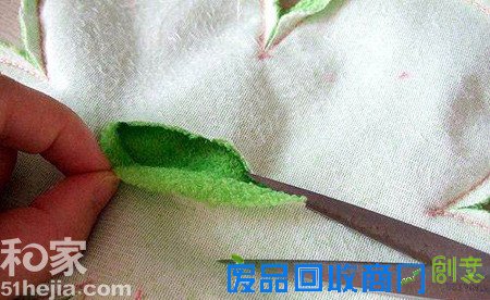 布艺DIY打造家居亮点 番茄靠垫萌翻你