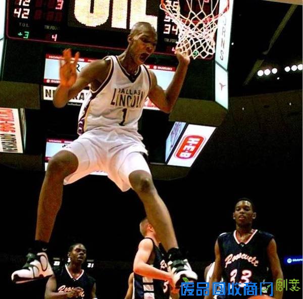 NBA球星们珍贵的高中照片！好青涩，好可爱！