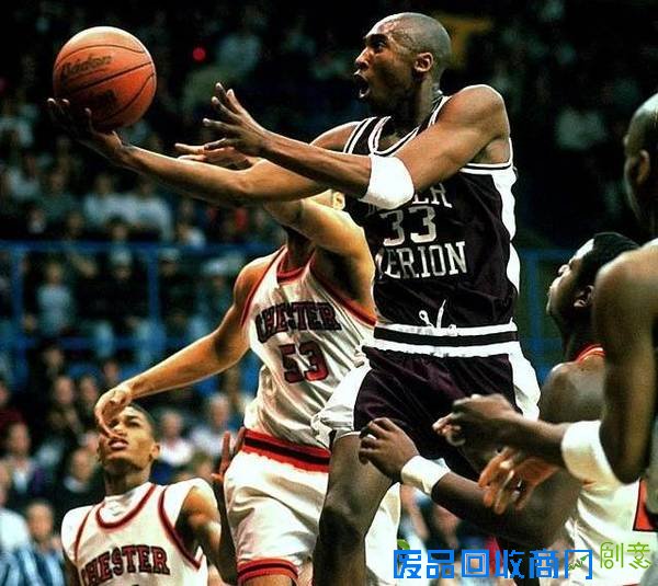 NBA球星们珍贵的高中照片！好青涩，好可爱！