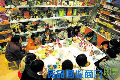 全职妈妈开DIY手工作坊 月入1万元(图)