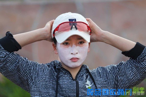 谁说帅哥美女都在游泳队?我们帆船队不服!