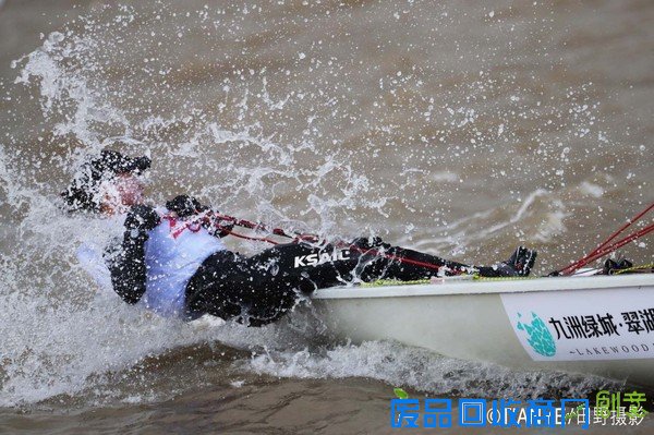 谁说帅哥美女都在游泳队?我们帆船队不服!