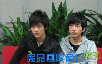 丑哭啦!那些明星们绝对不想再看第二眼的照片! Image00017