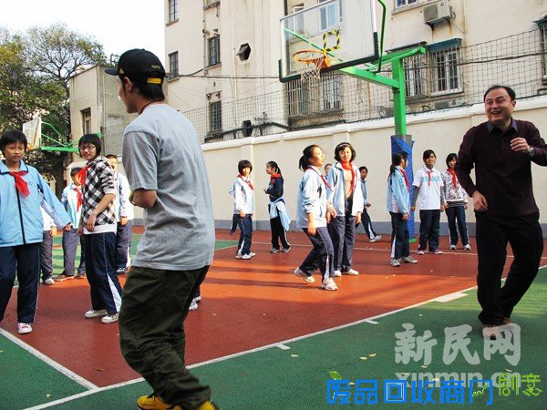 倡导快乐教学 向明初中要将快乐进行到底