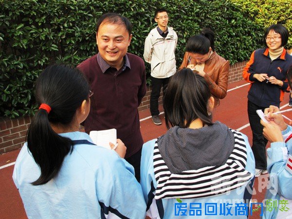 倡导快乐教学 向明初中要将快乐进行到底