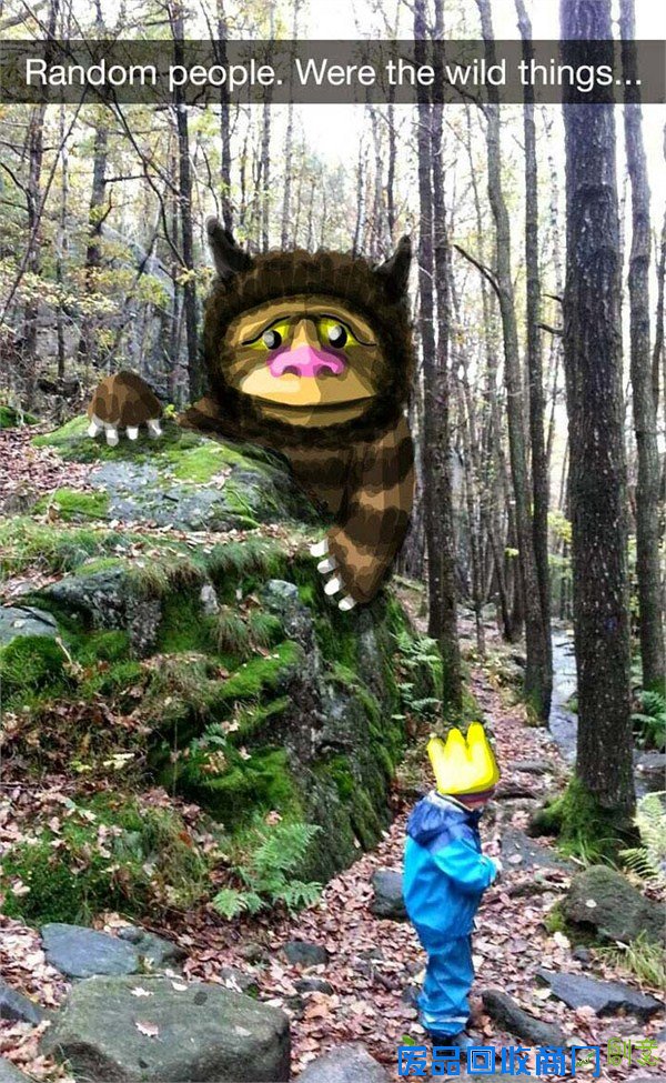 画家为路人涂鸦