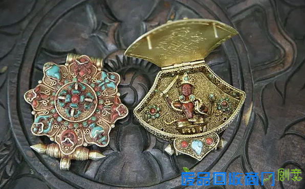 藏饰，一个能让人充满遐想空间的古朴符号