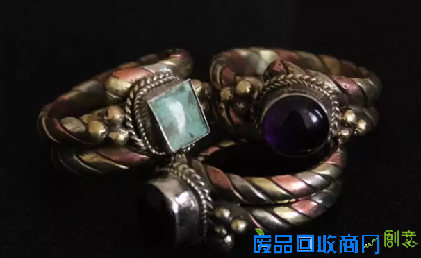 藏饰，一个能让人充满遐想空间的古朴符号