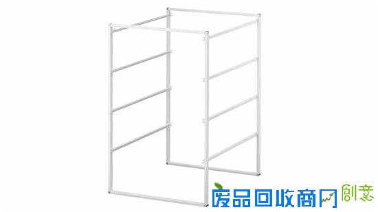 IKEA家具自带设计感又能轻松带回家自己组装，既能节省成本又能营造出简约风格的居家环境，成为许多人家居布置的首选。不过，当这些家具随处可见时，也意味着独特性的消失；另一方面，一旦对于这些家具日久生腻，当初认为再好的设计也会弃之如敝履。这时，就到了IKEA黑客（IKEA Hackers）出动的时候啦!