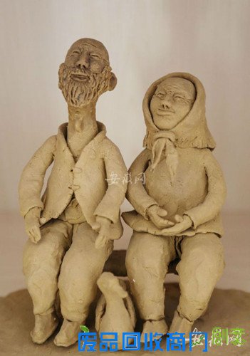 巢湖“泥人魏”新练绝活 蛋雕肖像栩栩如生