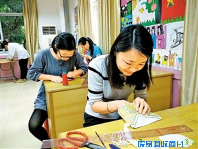 布艺手拉手 公益心连心