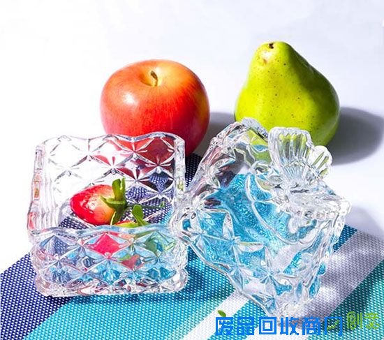 晶莹剔透的玻璃 给家再添一丝梦幻