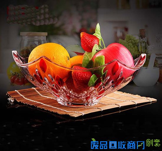 晶莹剔透的玻璃 给家再添一丝梦幻