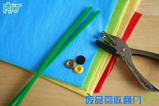 漂亮塑料花的折法╭★肉丁网