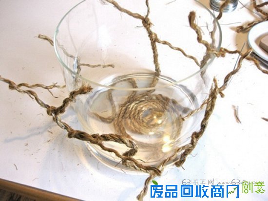 手工烛台制作 白色花朵蜡烛杯diy教程