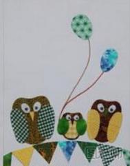 和小朋友一起做秋天的布贴画