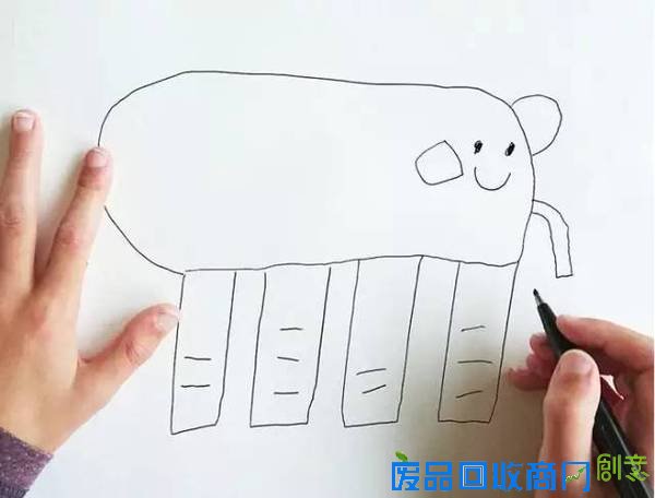 老爹把6岁儿子的涂鸦P进现实，画风炸裂到不忍直笑！