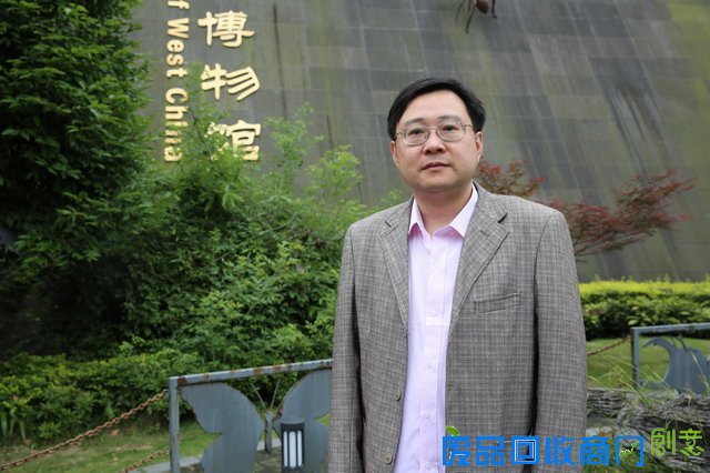 《CRI会客厅》中国民间博物馆馆长系列访谈：探秘草叶间的宇宙 发现微观世界