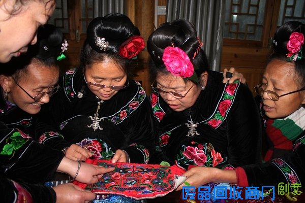 贵州雷山苗绣，你绣我绣最优秀
