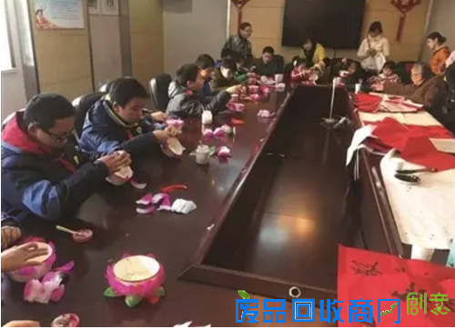 秦淮区瑞金新村社区“百家宴”吃出邻里情