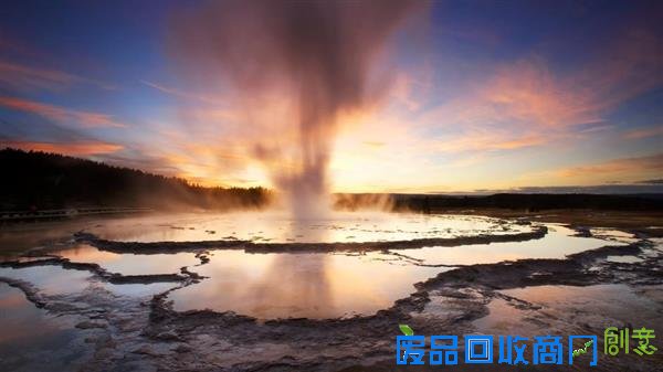 恐怖：人掉进黄石公园温泉 1天之内就会完全化掉