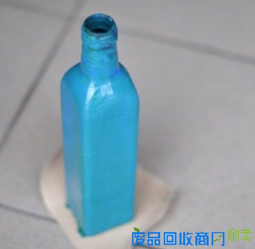 涂完后再等其完全干燥