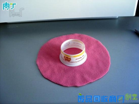 教你制作漂亮时尚的手工DIY粉色帽子针插的详细步骤