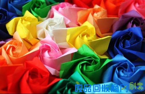 50种纸玫瑰折法之餐巾纸玫瑰花