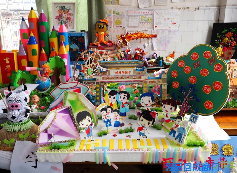 访梧州宝石娃娃手工作品制作者及指导老师(组图)