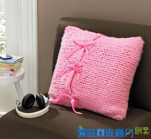 旧物大改造 多彩布艺抱枕DIY