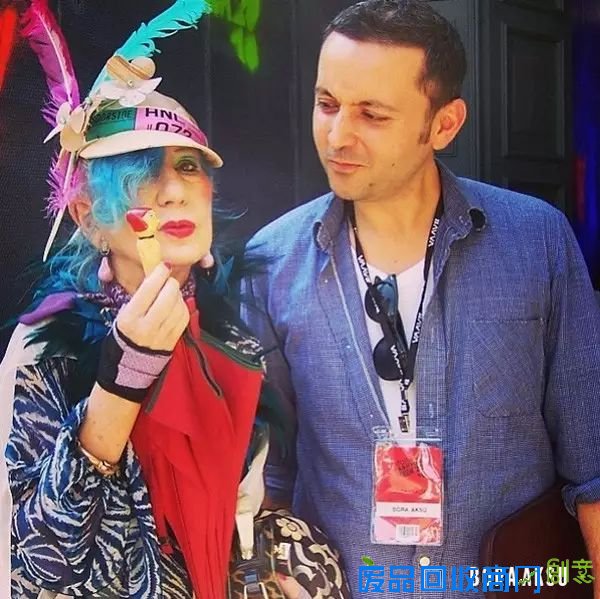 明星趣闻 你能在BORA AKSU找到怀念、灵感、趣味