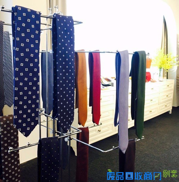 Fashion WOW in OMC丨想把这些设计师送进不正常人类研究中心