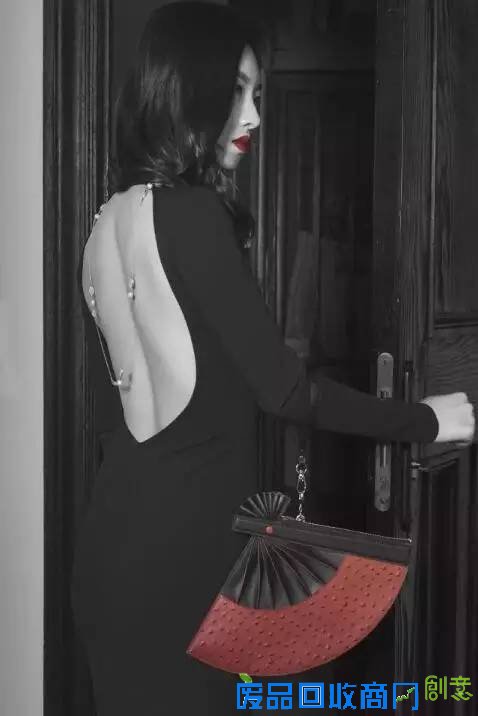 Fashion WOW in OMC丨想把这些设计师送进不正常人类研究中心