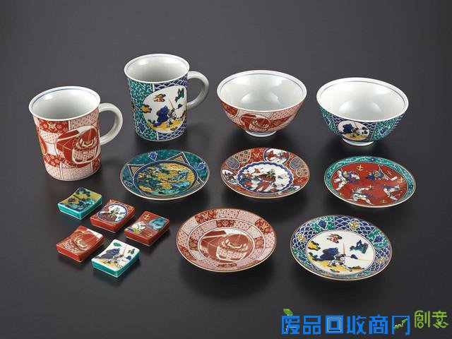 高达发售日本传统工艺品九谷烧精美瓷器