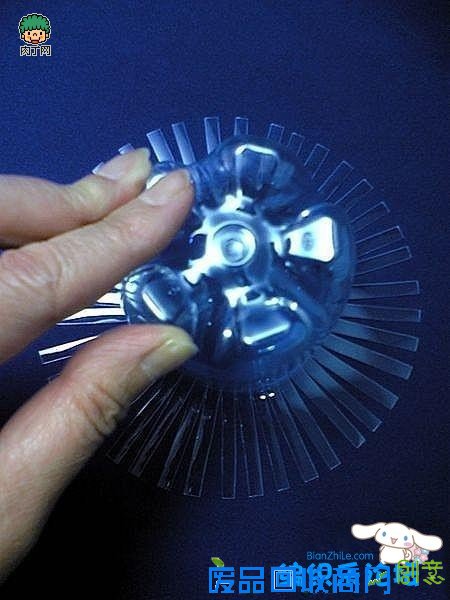 可乐瓶diy自制花瓶