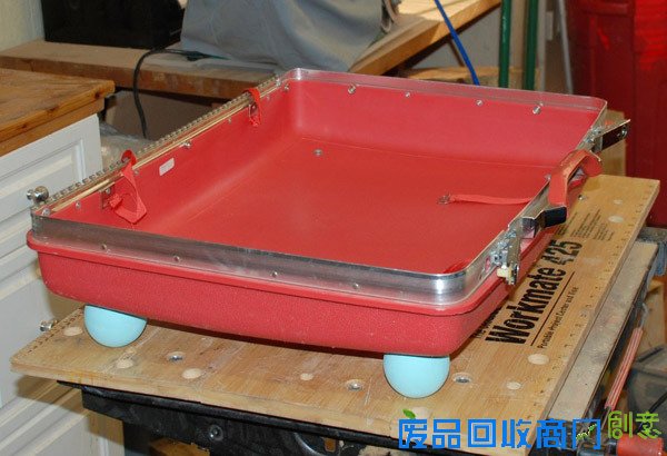 用旅行箱为爱犬制作做一个文艺狗窝 第5张图片