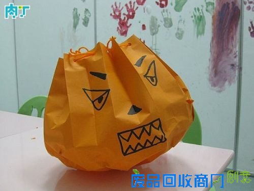 万圣节南瓜灯制作：纸南瓜 DIY(图)
