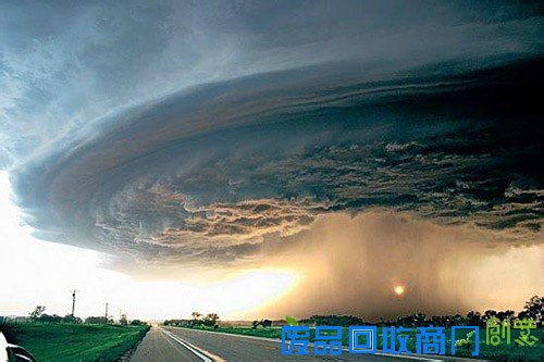 世界罕见奇异风景图片,世界罕见奇异龙卷风图片