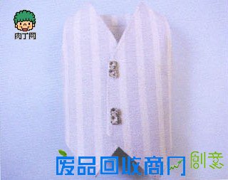 手工DIY布娃娃教程之男生马甲的做法