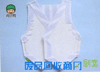 手工DIY布娃娃教程之男生马甲的做法