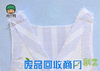 手工DIY布娃娃教程之男生马甲的做法