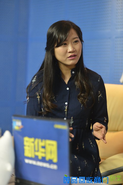 访插画设计师、“歹猫”新疆系列表情专辑作者王琳