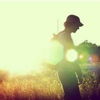 唯美意境伤感男头像