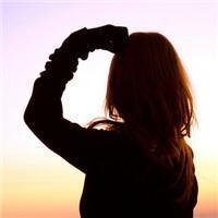 唯美意境伤感男头像