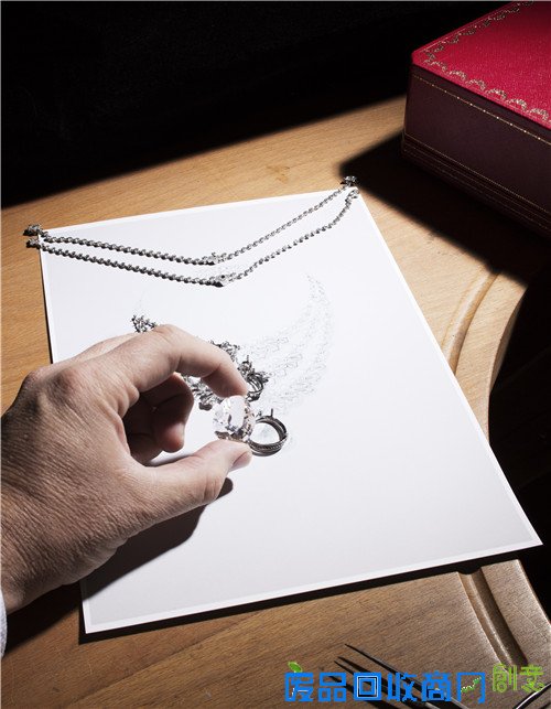 光看图片就美醉了！高级珠宝就是来魅惑人的