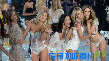 新年的钟声即将敲响 吾悦心愿视频火热征集（组图）