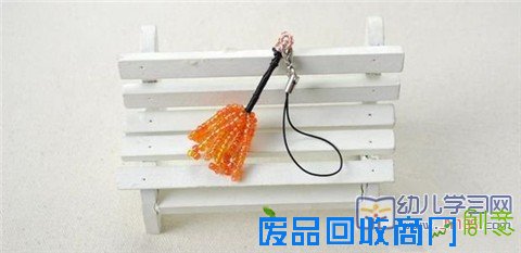 趣味手工小制作：小扫把造型的饰品